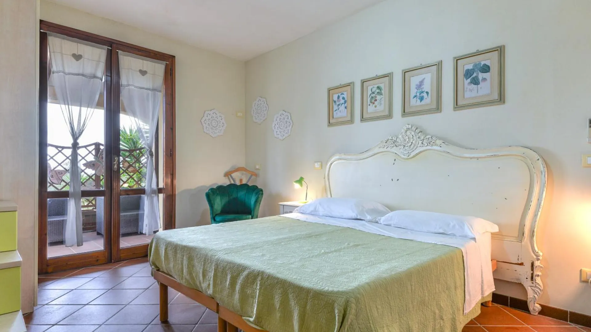 Bilocale Mimosa A Lacona 0*,  İtalya